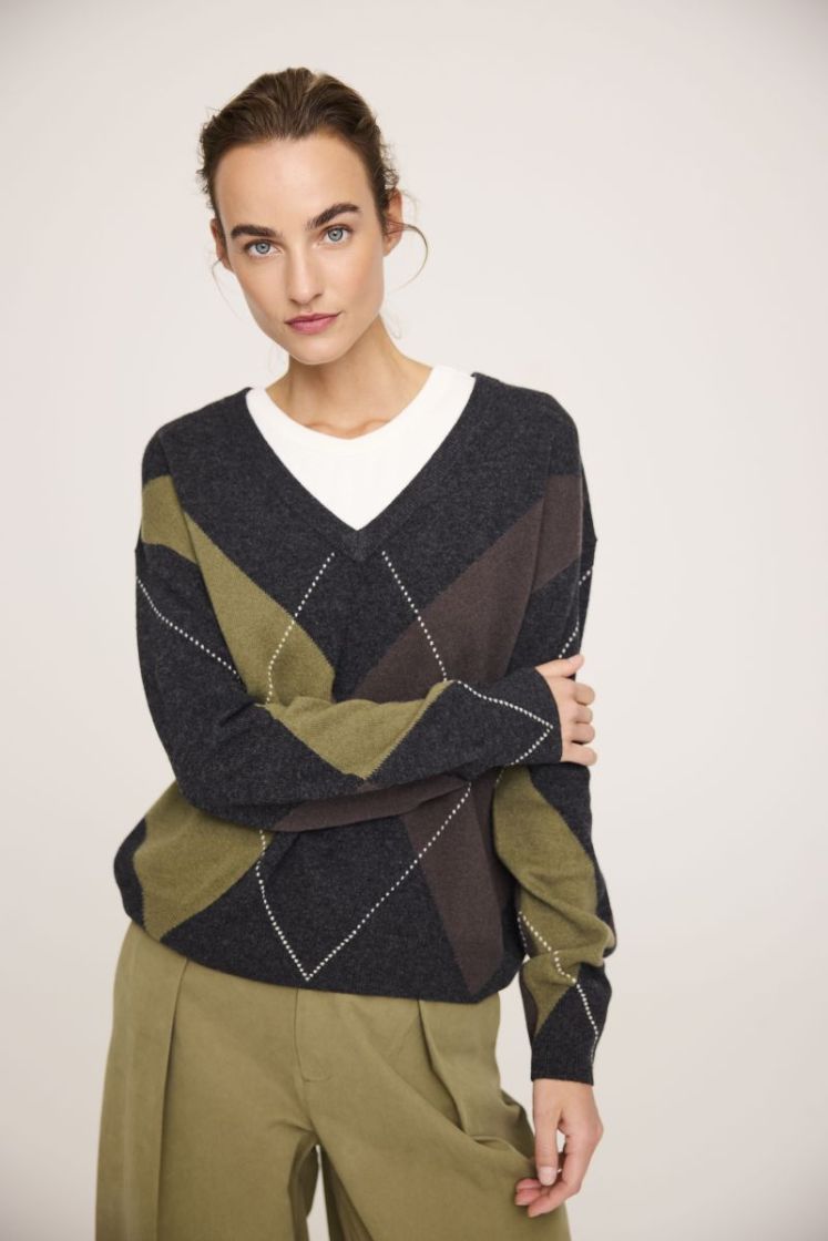  833 grey/olive 