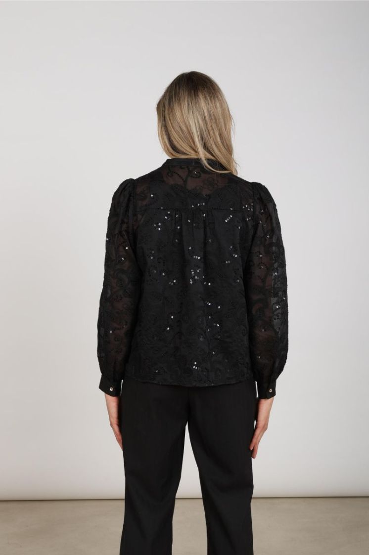  5 Black