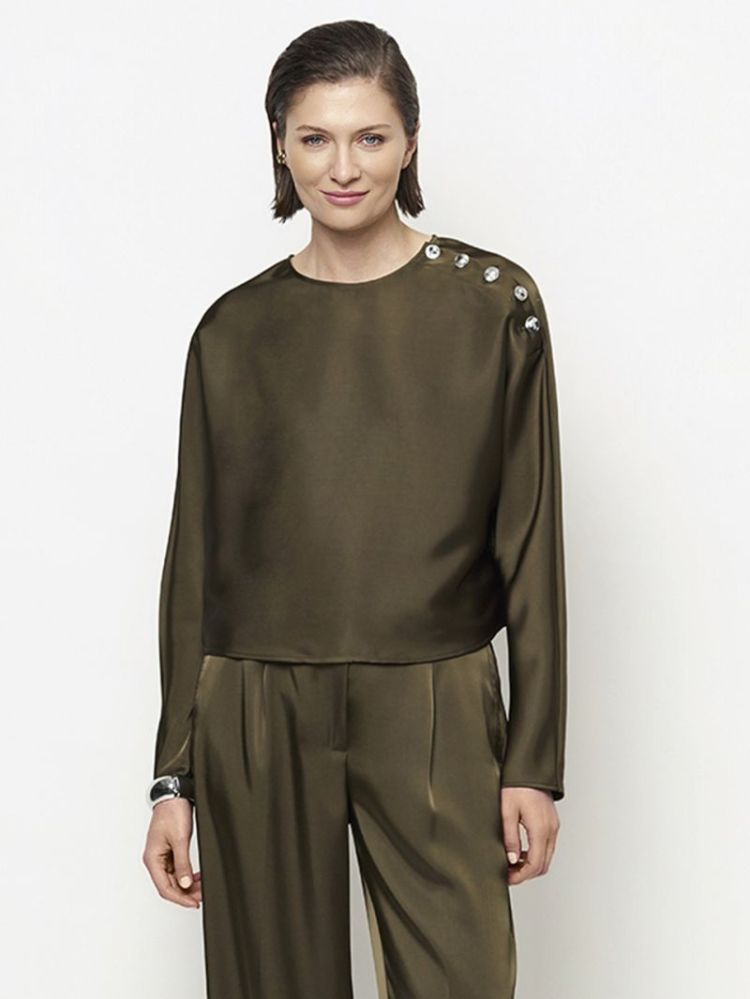 3895 Moss Olive