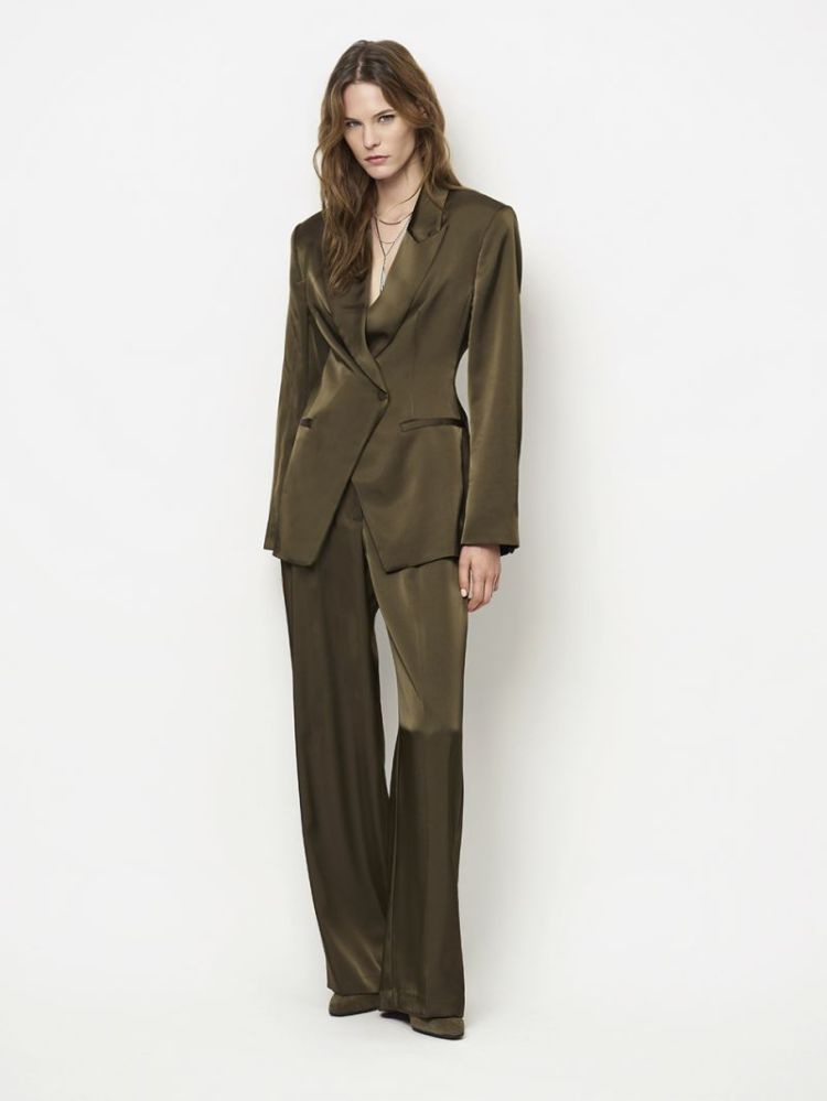  3895 Moss Olive