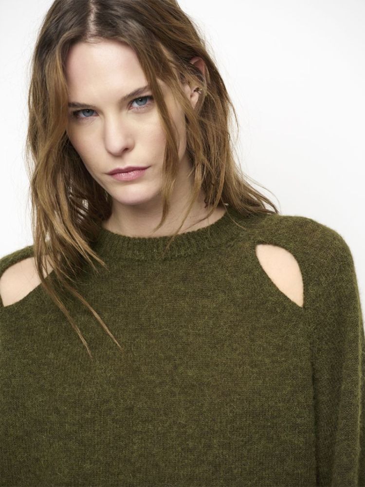  3895 Moss Olive