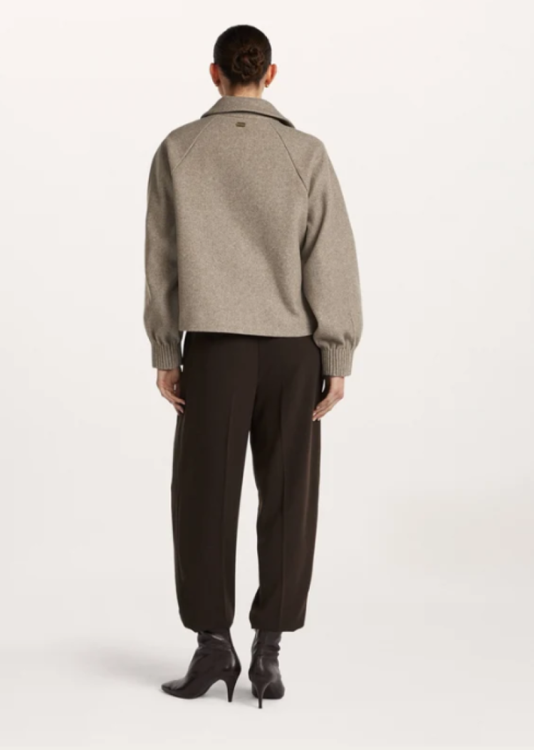  2540 warm taupe