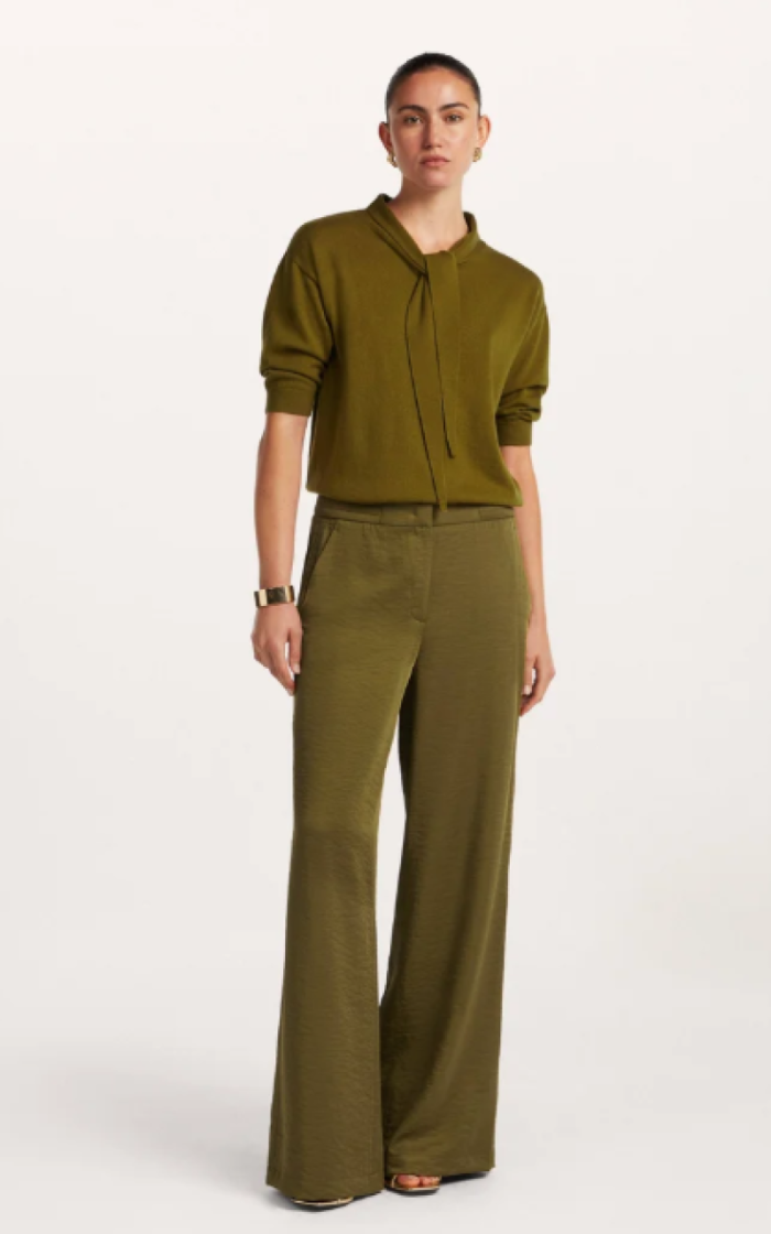 6800 Moss green