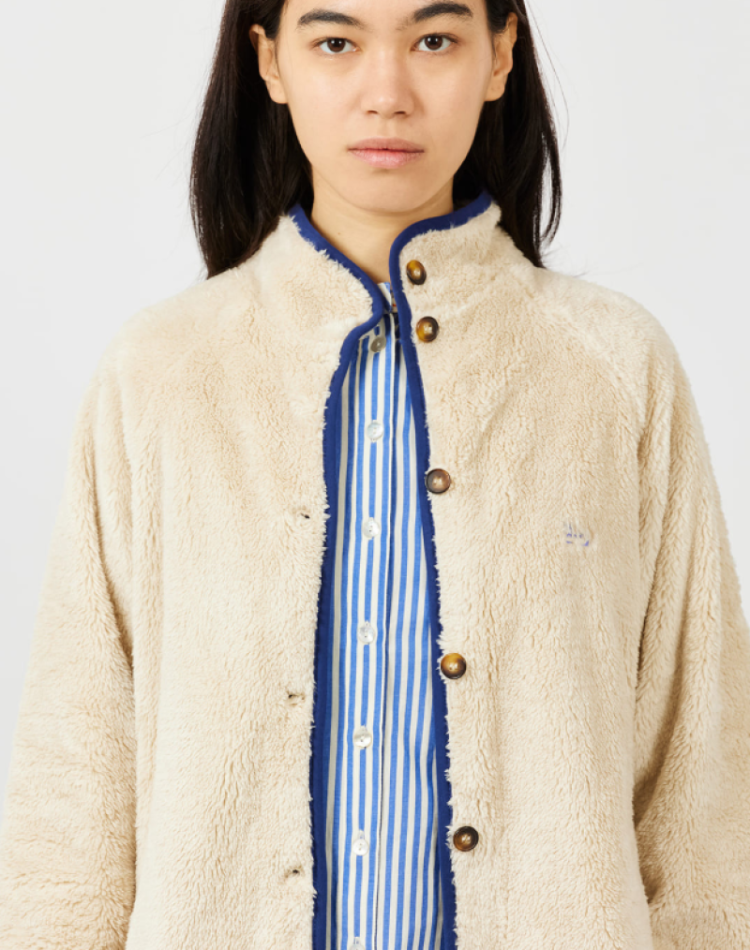  70 Beige