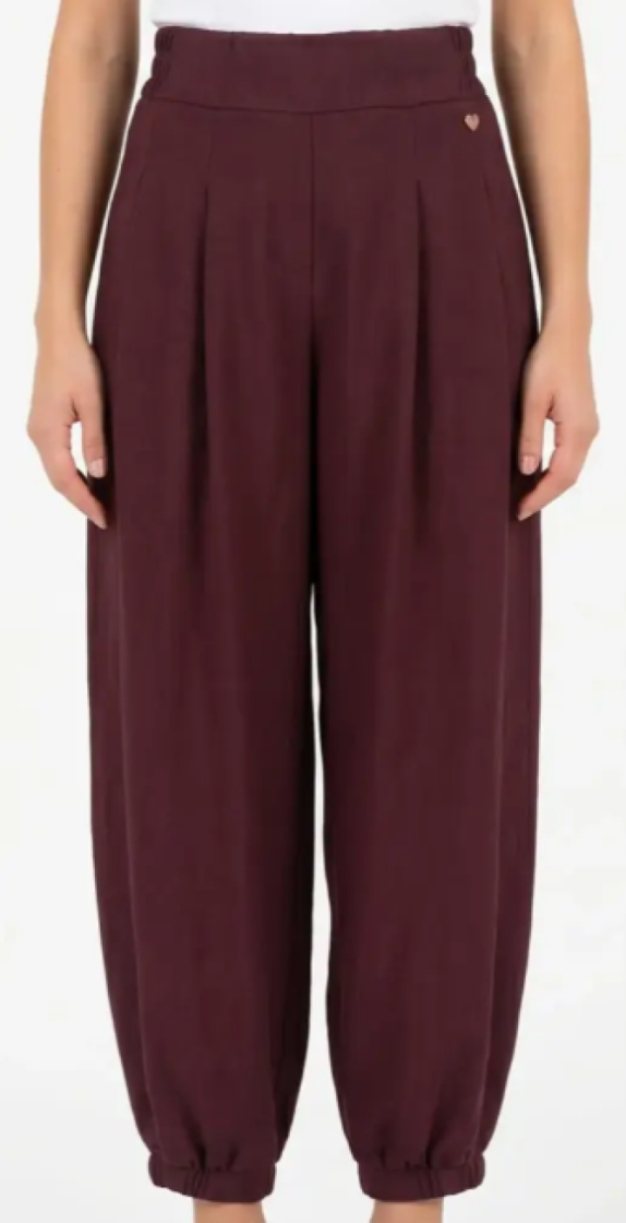  Aubergine
